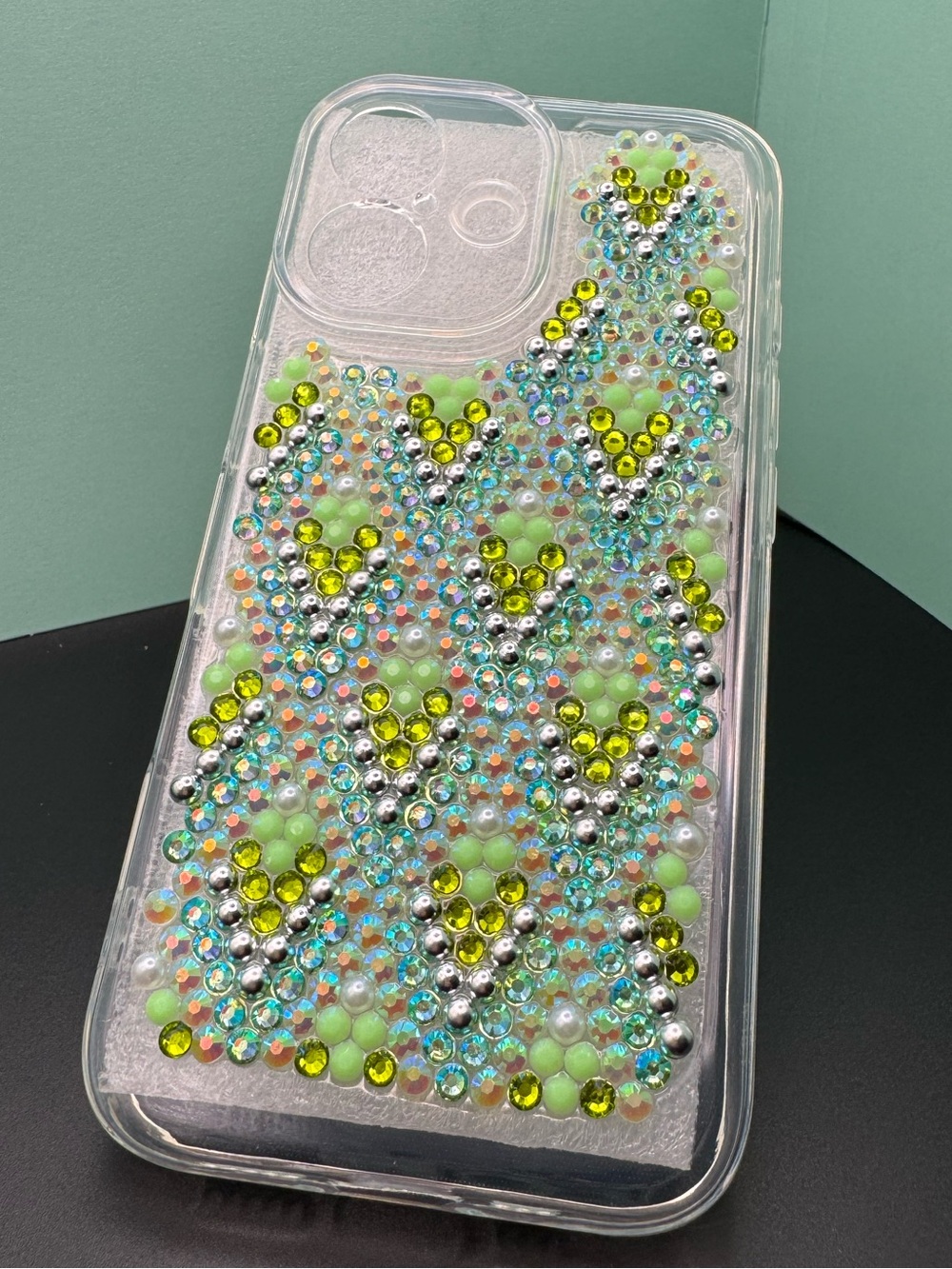 Rhinestone iPhone 16 Case